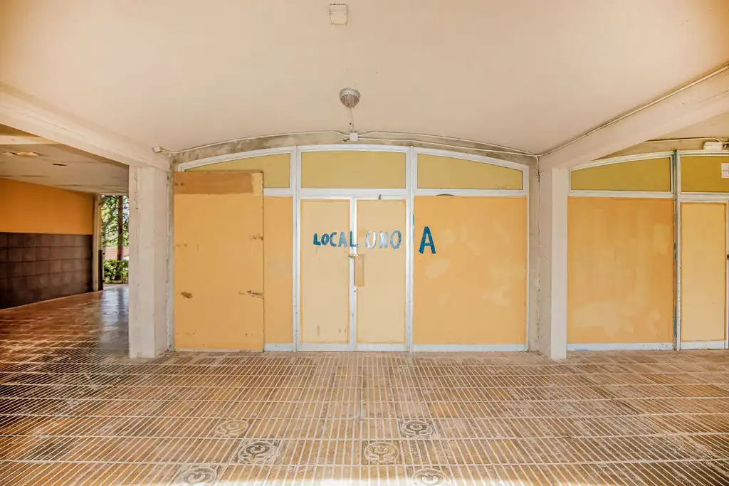 Piso en venta en C/ Francesc Mateu, Montjuïc