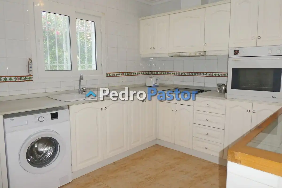 Cocina de Casa o chalet en venta en Dénia con Aire acondicionado, Calefacción y Jardín privado