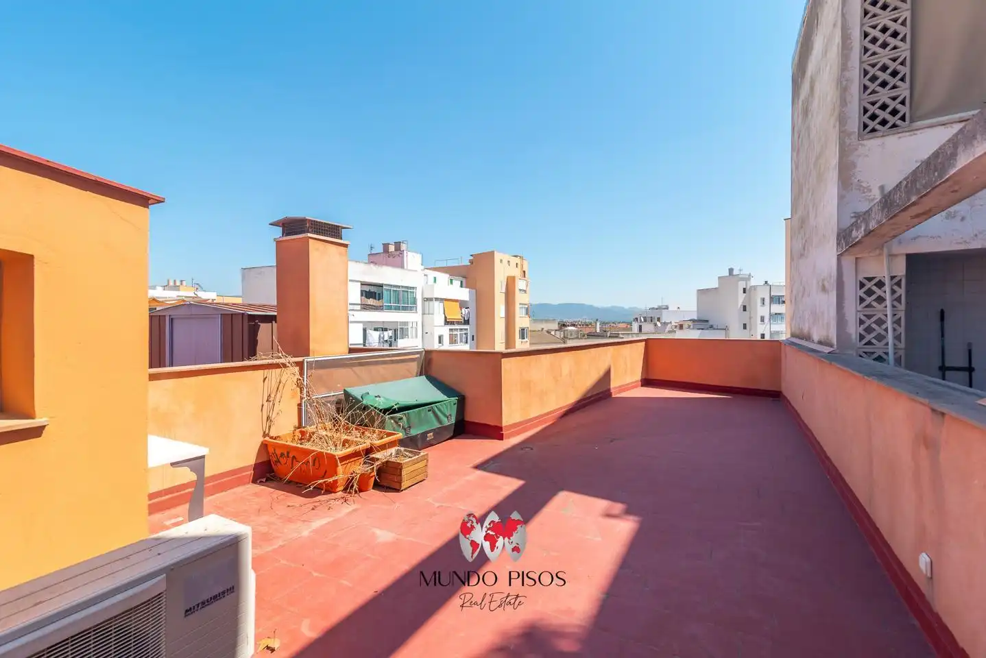 Flat for rent in calle de Joan Mascaró i Fornés, El Secar de la Real
