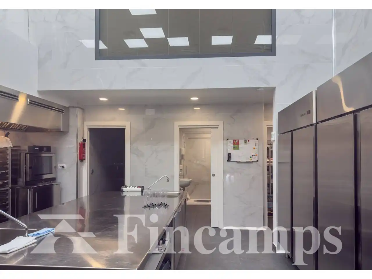 Cocina de Local en venta en Sabadell con Aire acondicionado y Alarma