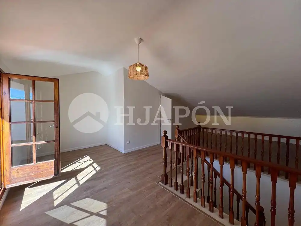 Casa adosada de alquiler en Vilassar de Mar con Terraza y Piscina comunitaria