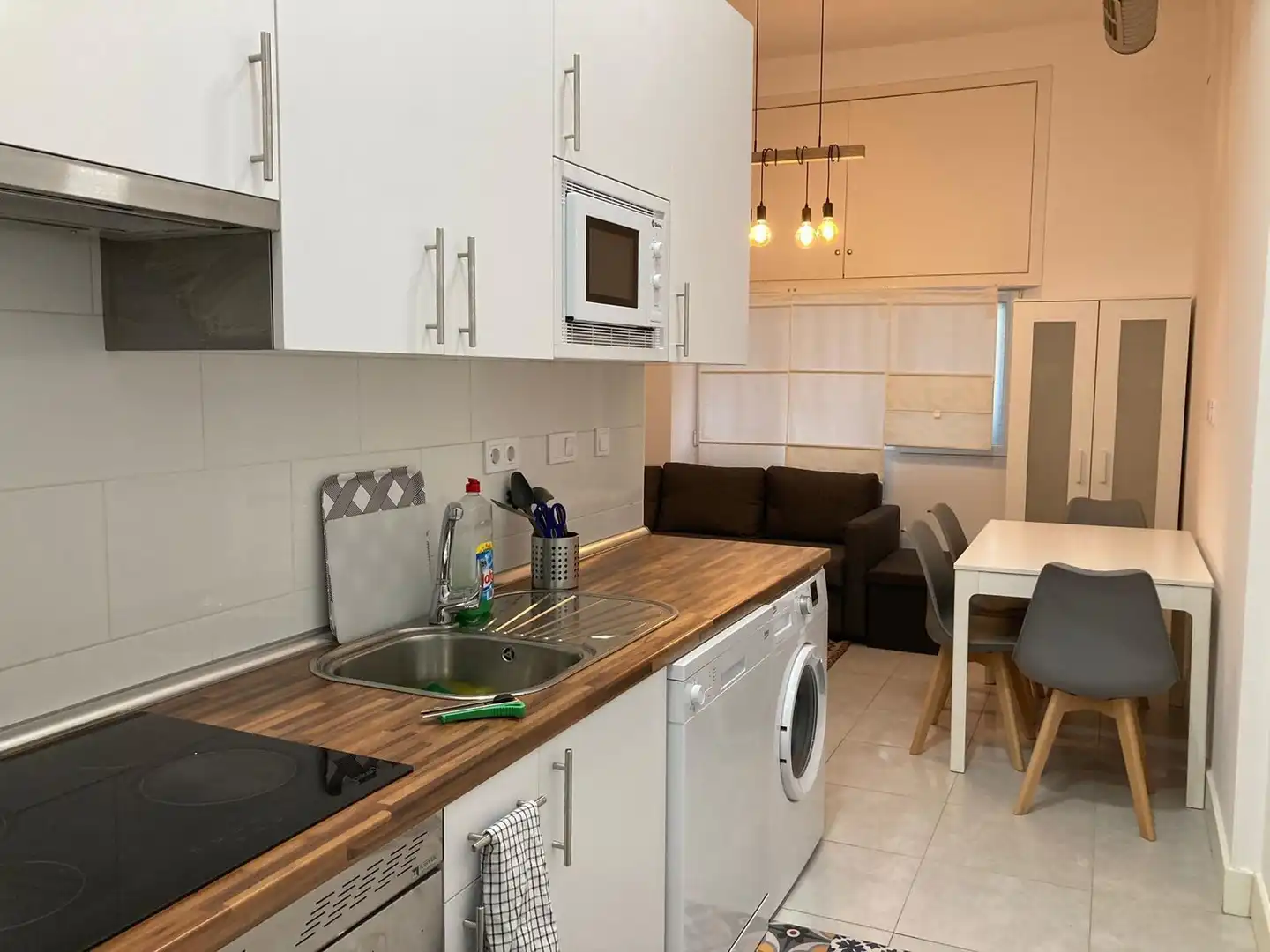 Cocina de Planta baja en venta en Madrid con Calefacción