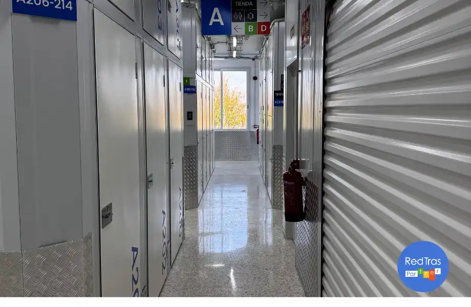 Traster de lloguer en Madrid amb Alarma