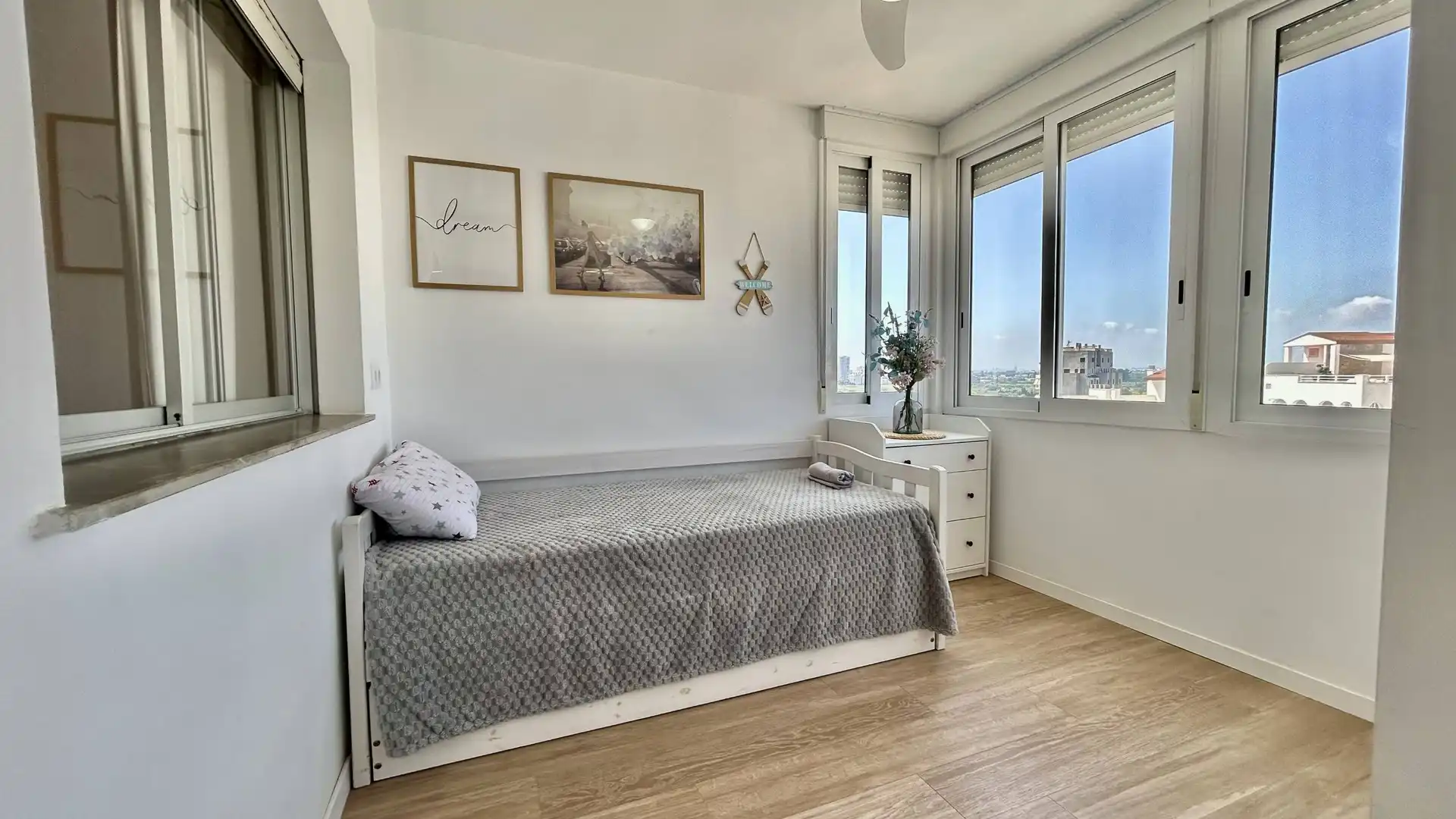 Apartamento de alquiler en El Puig de Santa Maria, Valencia