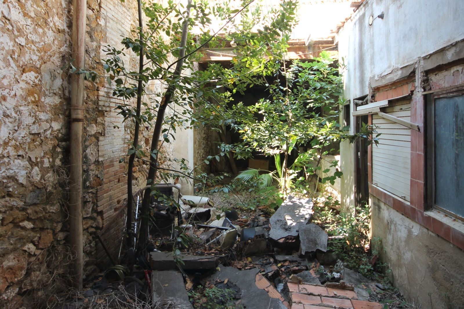 Jardí de Edifici en venda en Real