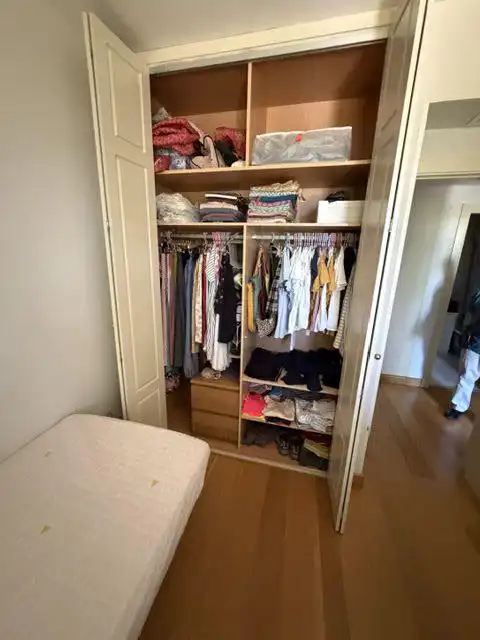 Dormitori de Pis en venda en Sevilla amb Aire condicionat, Terrassa i Traster