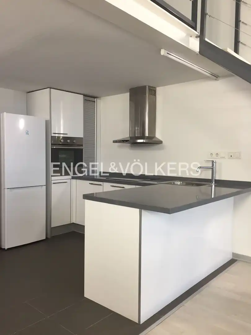 Kitchen of Flat for rent in Xirivella  with Air Conditioner, Heating and Terrace