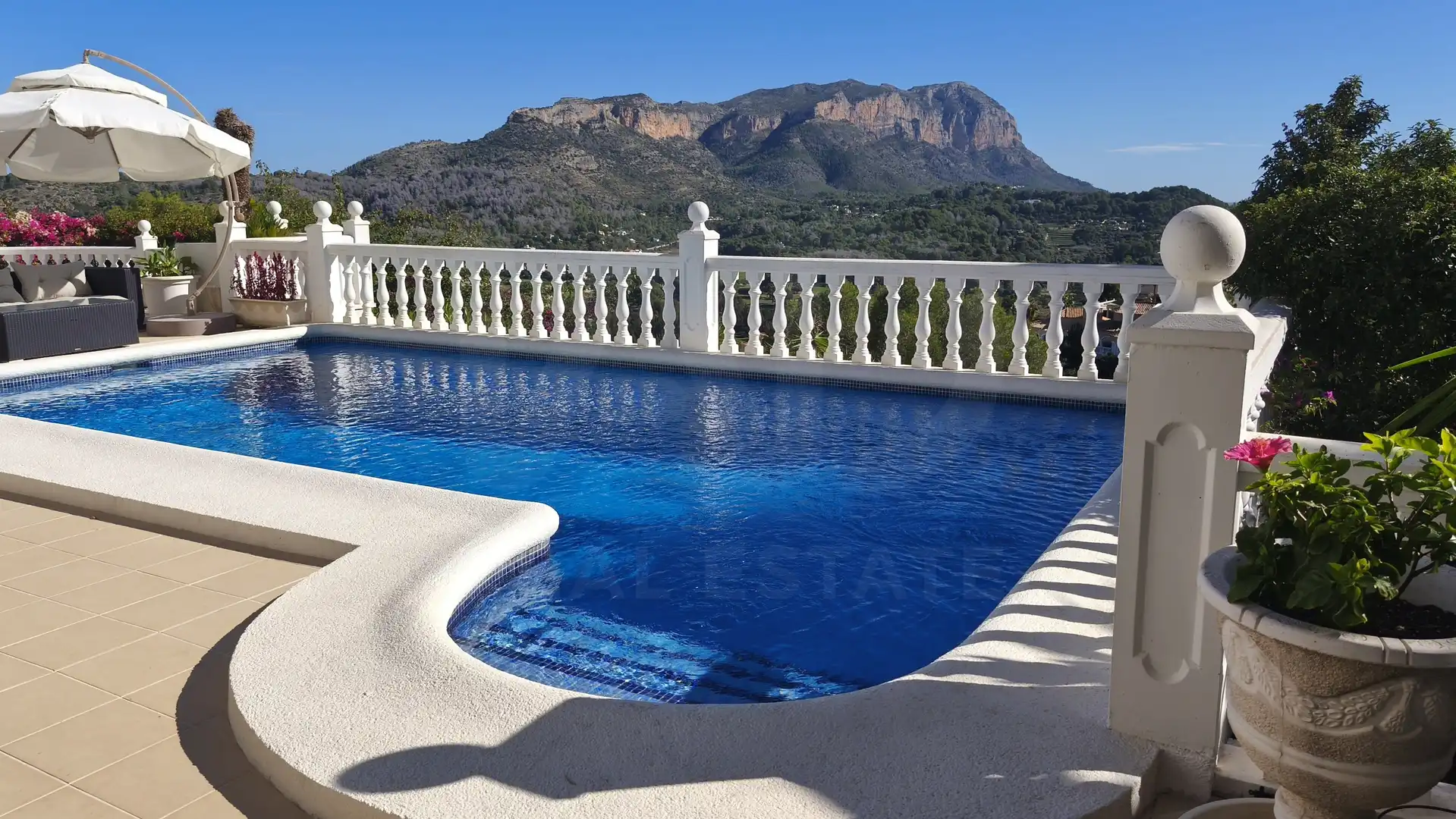 Casa amb piscina en venda a La Sella, imagen 2