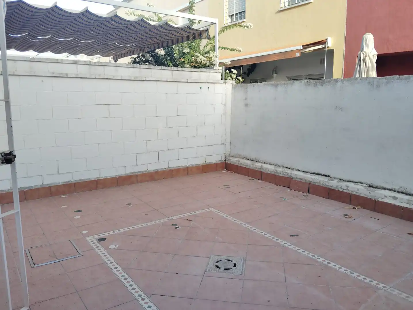Reihenhaus mit Terrasse zum Verkauf in Gerena, imagen 9