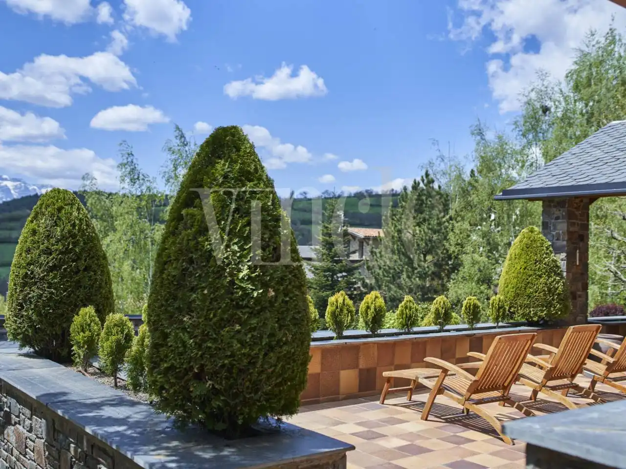 Terrassa de Casa o xalet en venda en Prullans amb Calefacció, Jardí privat i Terrassa