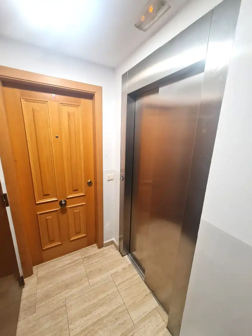 Dúplex en venta en Tarragona con Aire acondicionado, Calefacción y Horno