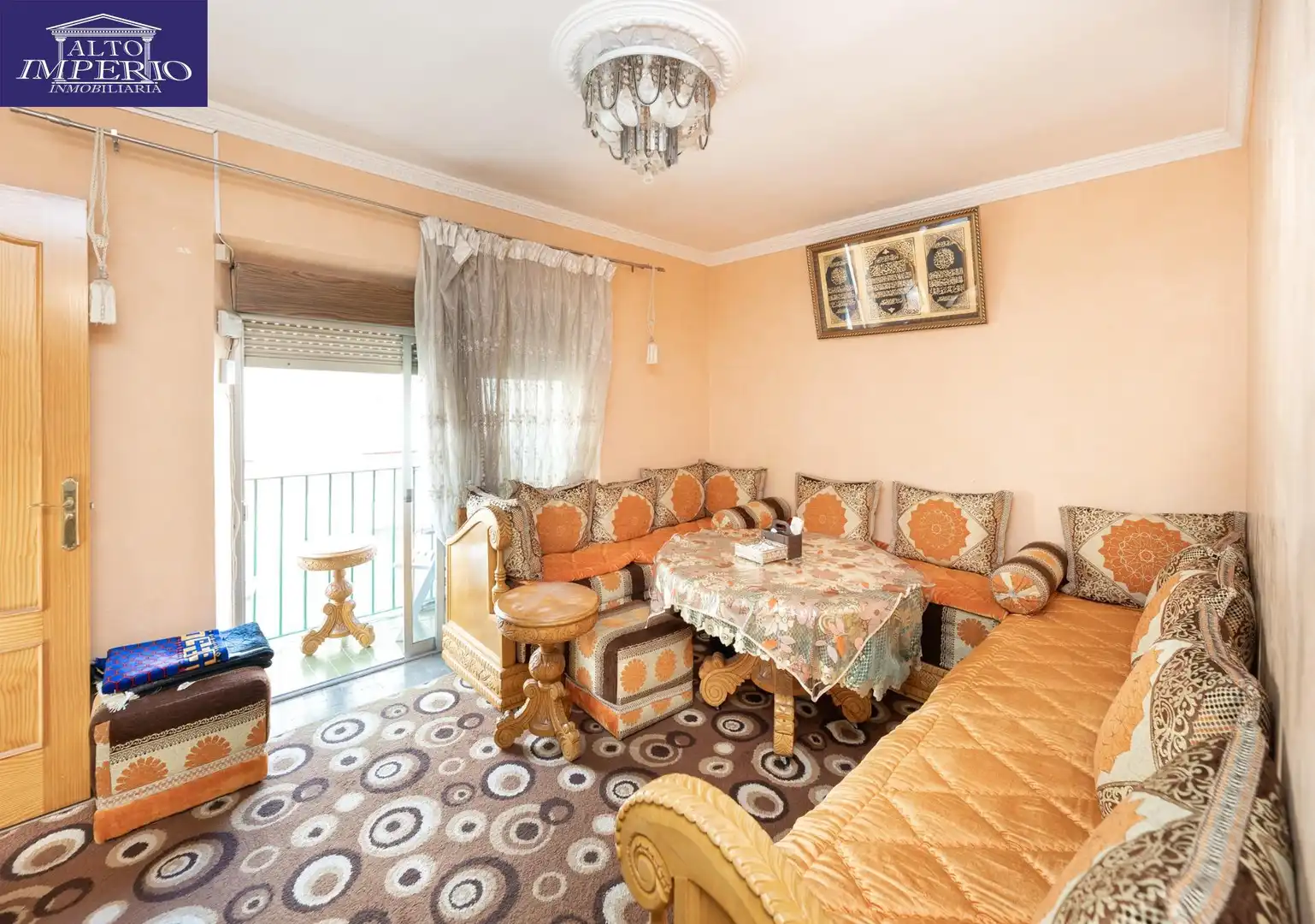 Living room of Flat for sale in Granada  with Air Conditioner, Terrace and Balcony