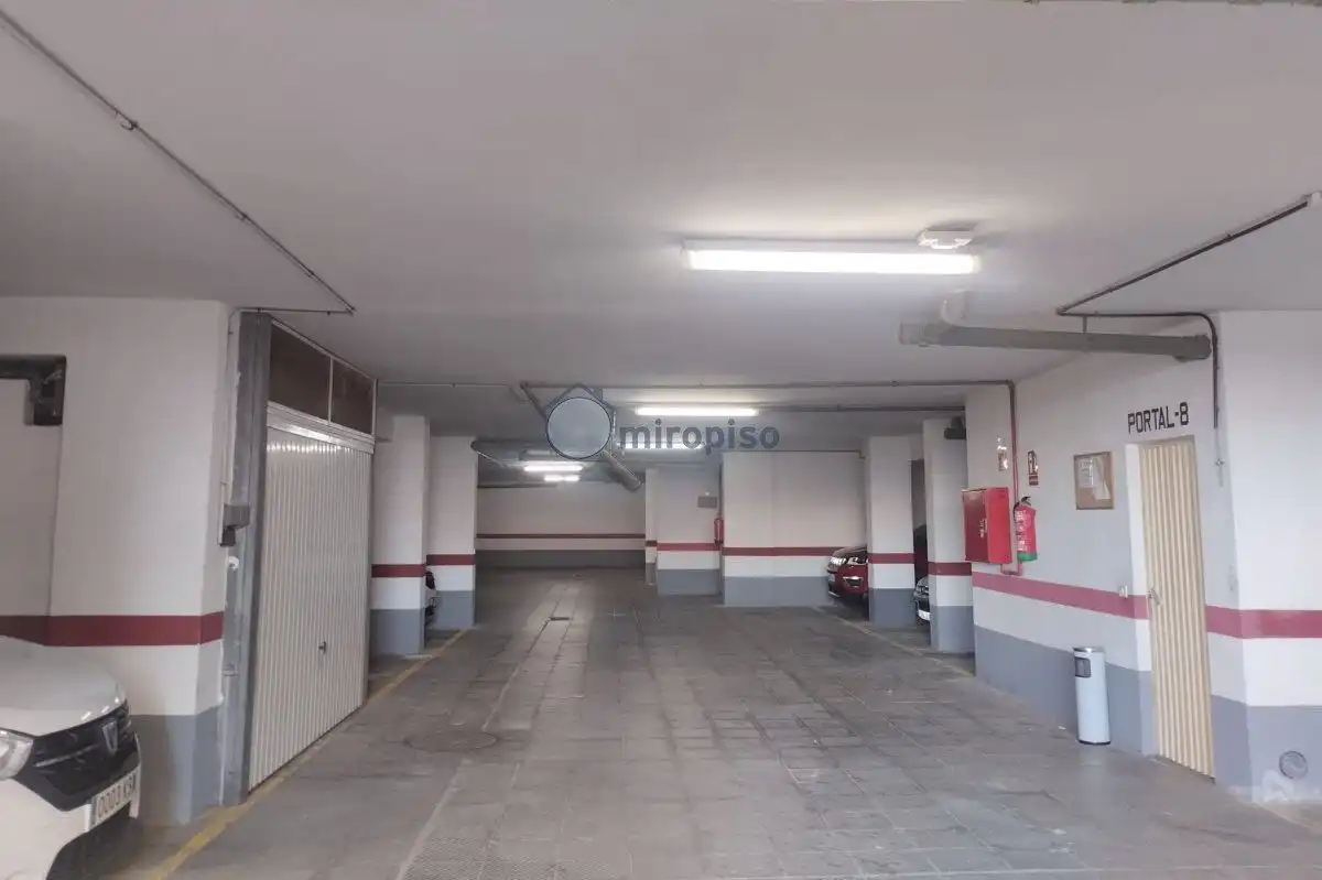 Aparcament de Pis en venda en El Rosario amb Terrassa