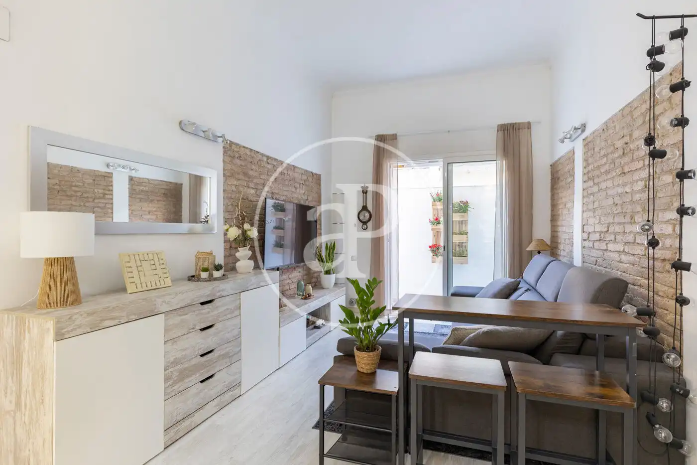 Living room of Flat for sale in  Barcelona Capital  with Heating and Terrace