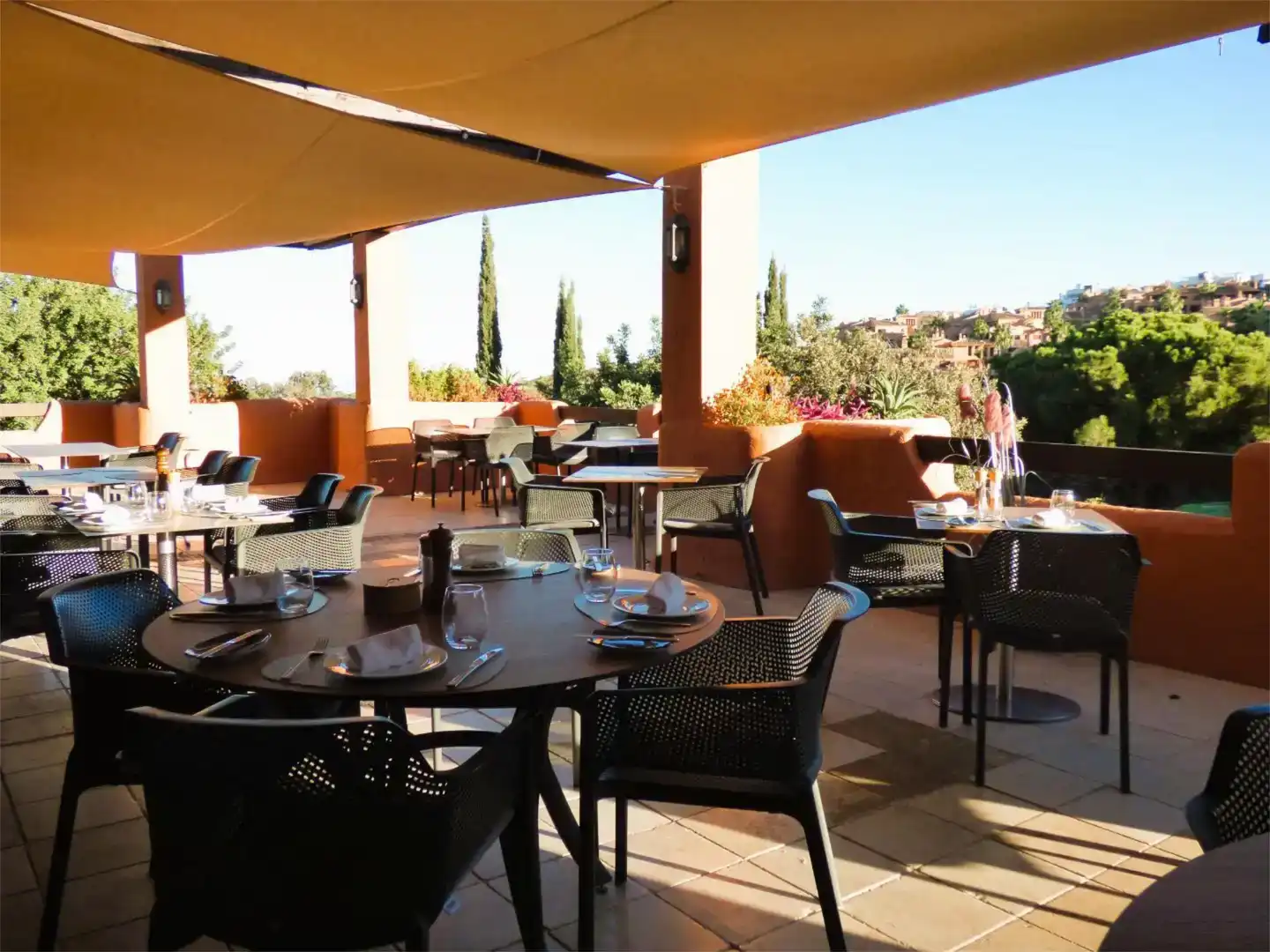 Terrasse von Wohnung zur Miete in Ojén mit Klimaanlage, Schwimmbad und Balkon