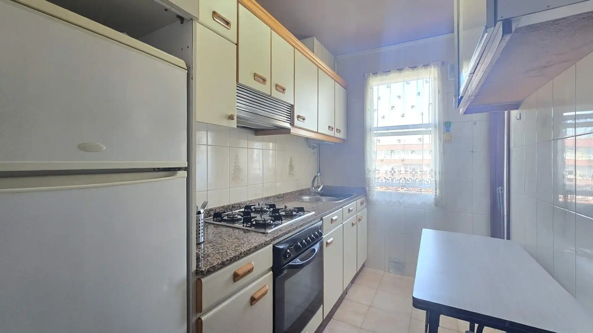 Cocina de Piso en venta en A Coruña Capital  con Calefacción