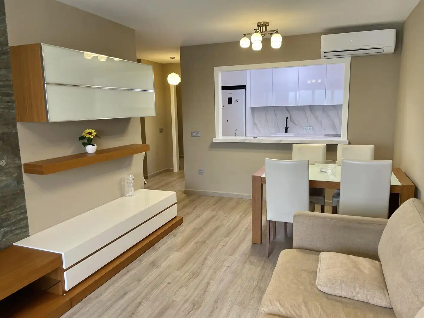 Sala de estar de Apartamento de alquiler en Torrevieja