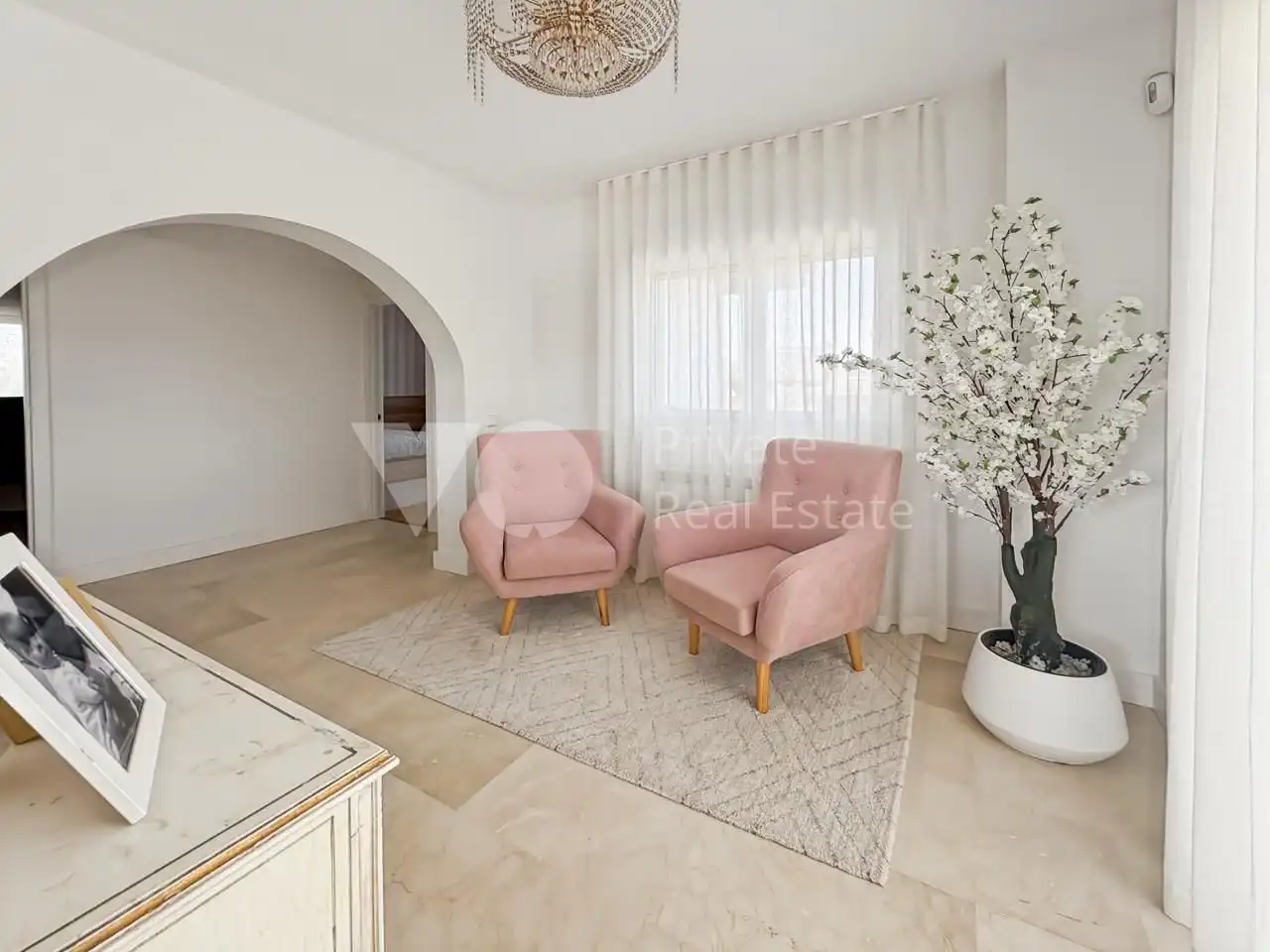 Living room of Houses for sale in Boadilla del Monte  with Air Conditioner, Heating and Private garden