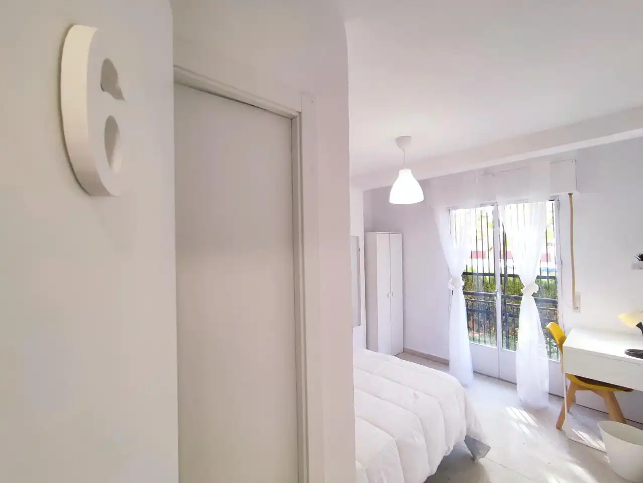 Dormitori de Planta baixa de lloguer en Granada amb Aire condicionat, Terrassa i Moblat