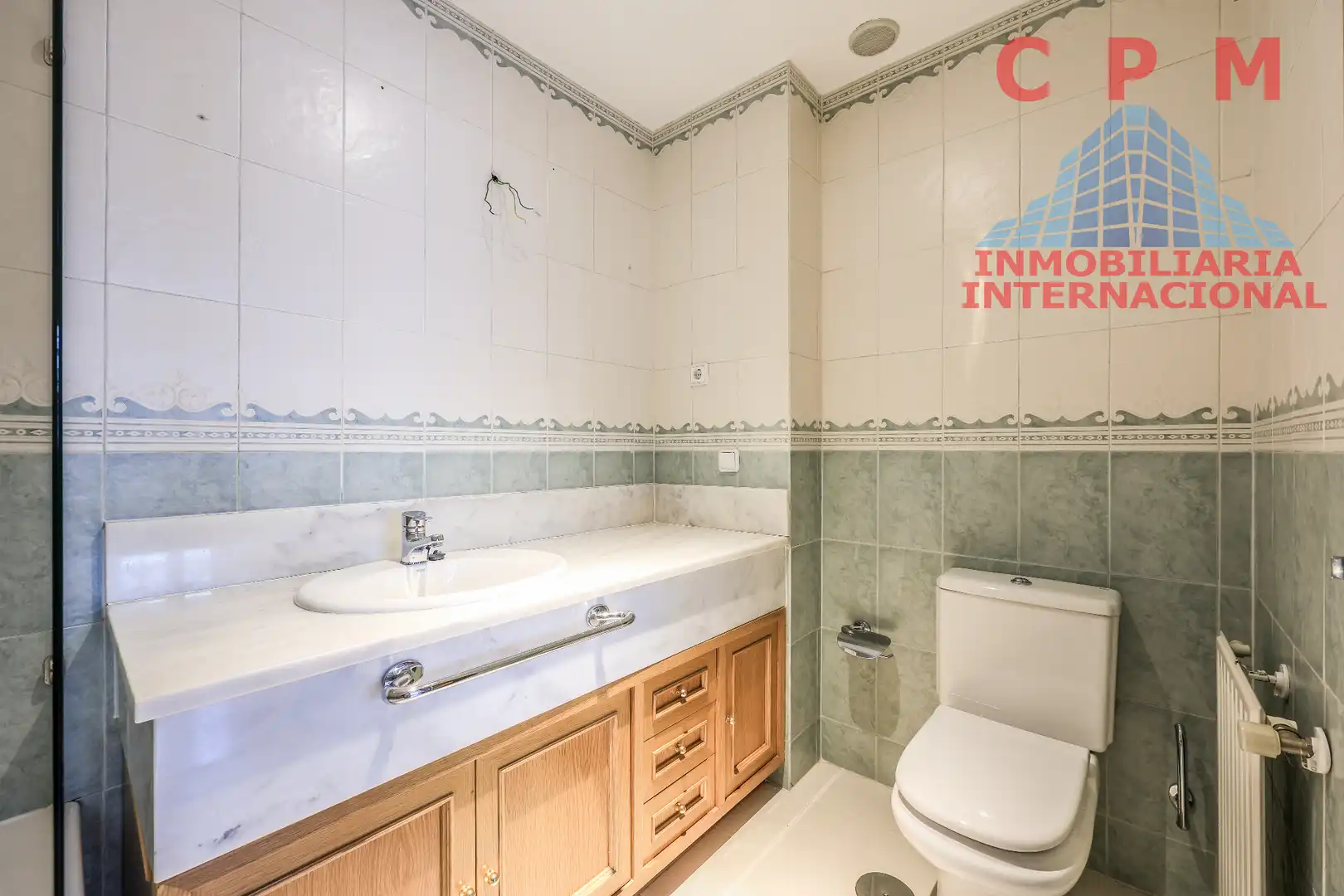 Bathroom of Houses for rent in Madrid  with Air Conditioner, Heating and Private garden