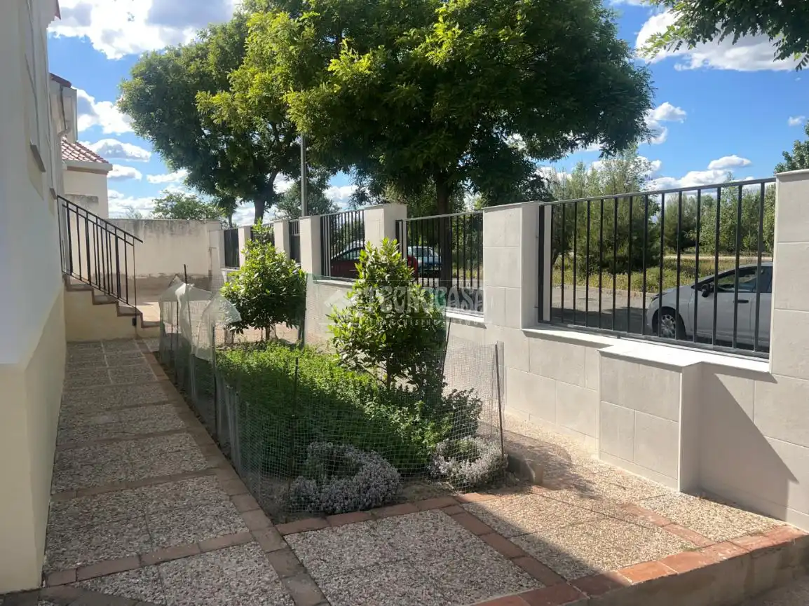 Casa o chalet en venta en Madrid con Jardín privado y Alarma