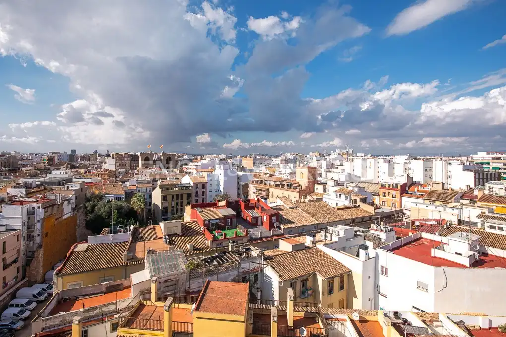 Exterior view of Flat for rent in Valencia  with Air Conditioner, Heating and Terrace