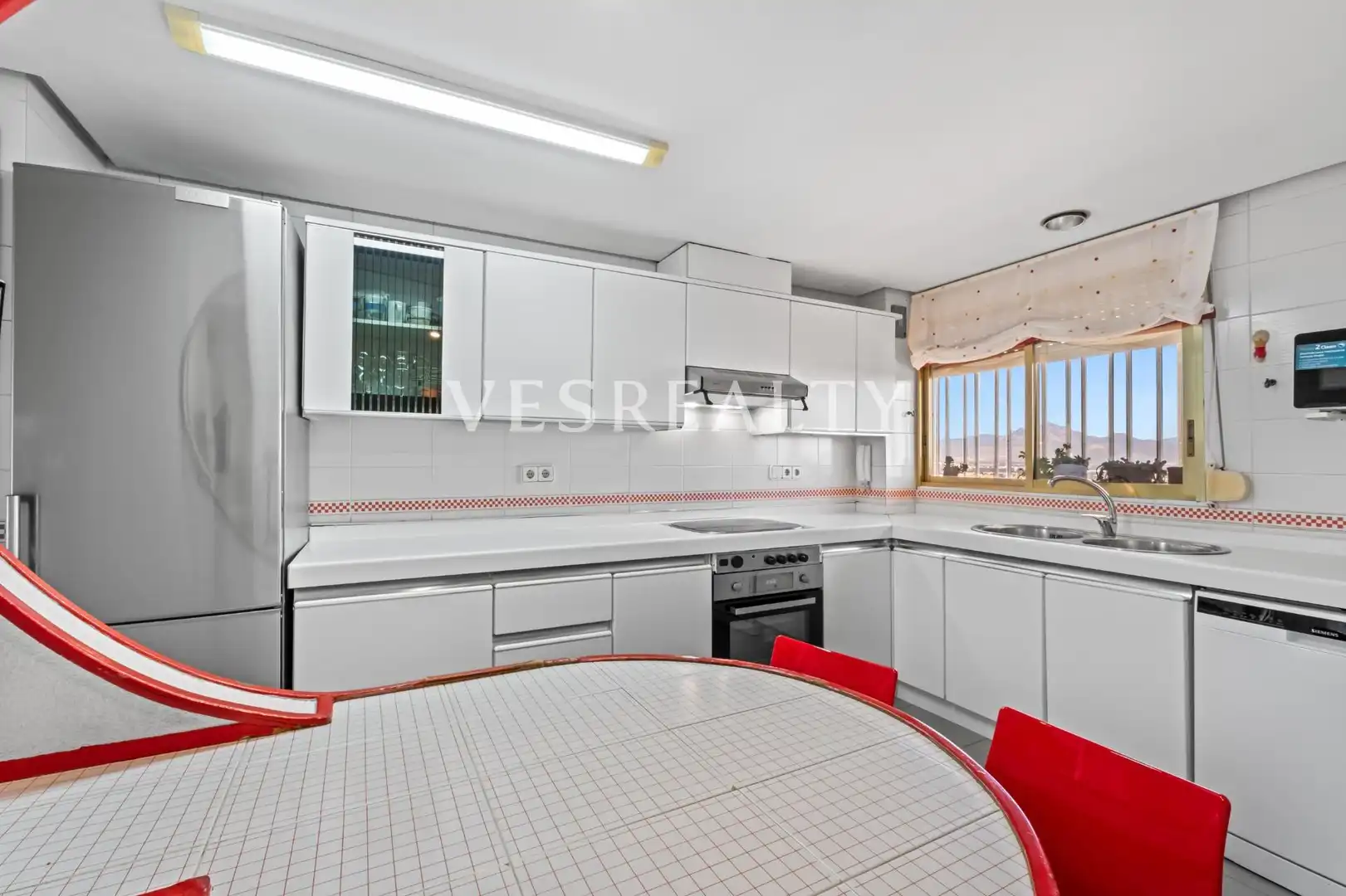 Flat with pool for sale in Playa de San Juan - El Cabo de las Huertas, imagen 15