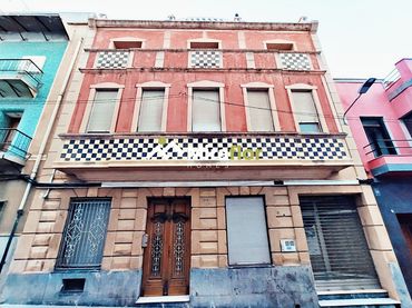 Casa rústica amb balcó en venda a Pedreguer
