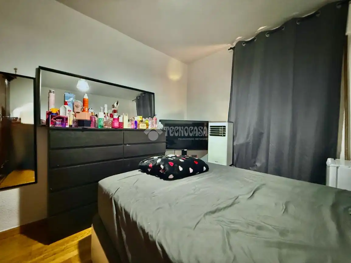 Schlafzimmer von Wohnung zum Verkauf in Alcalá de Henares mit Klimaanlage und Heizung