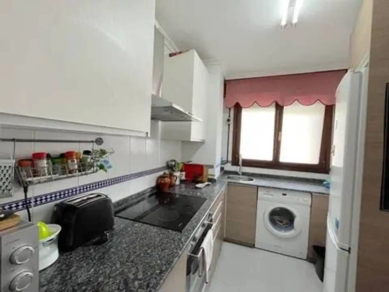 Küche von Wohnung zum Verkauf in Erandio