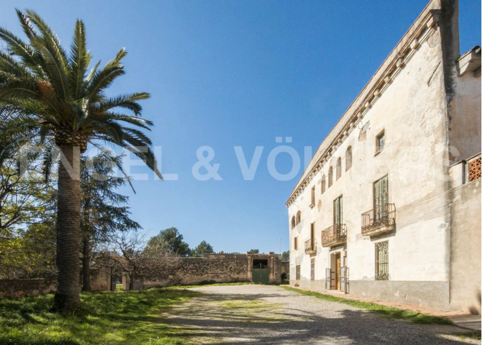 Exterior view of Building for sale in Castellbisbal