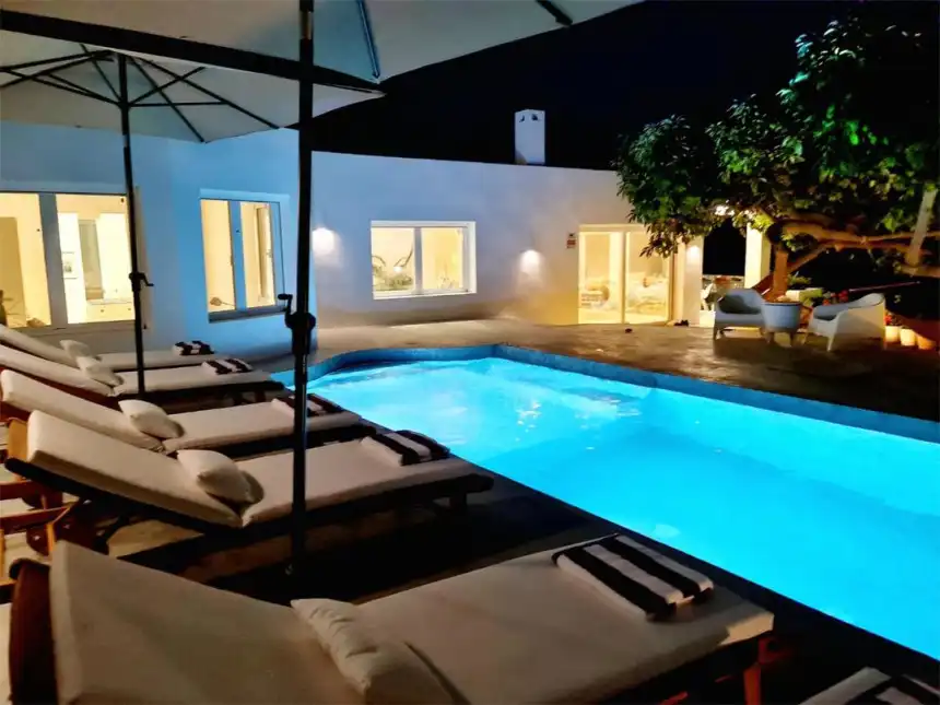 Piscina de Casa adosada de alquiler en Ojén con Aire acondicionado, Jardín privado y Terraza
