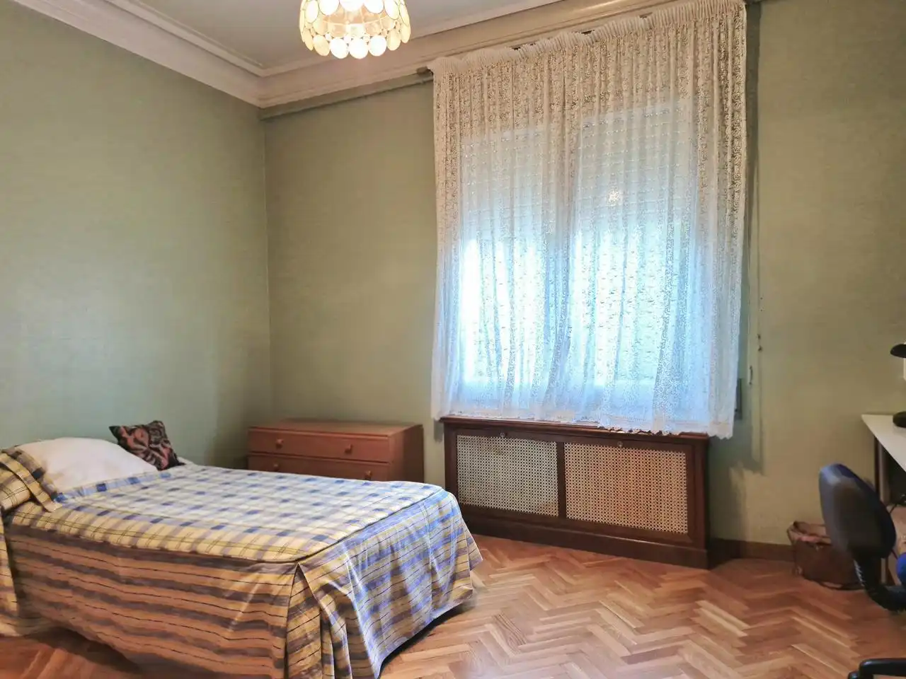 Bedroom of Flat for sale in Centre
