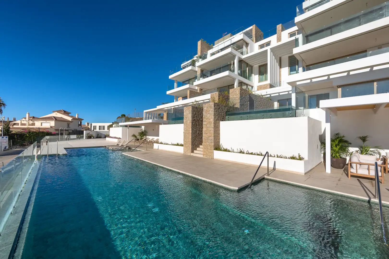Piscina de Planta baja en venta en Mijas con Aire acondicionado, Terraza y Piscina