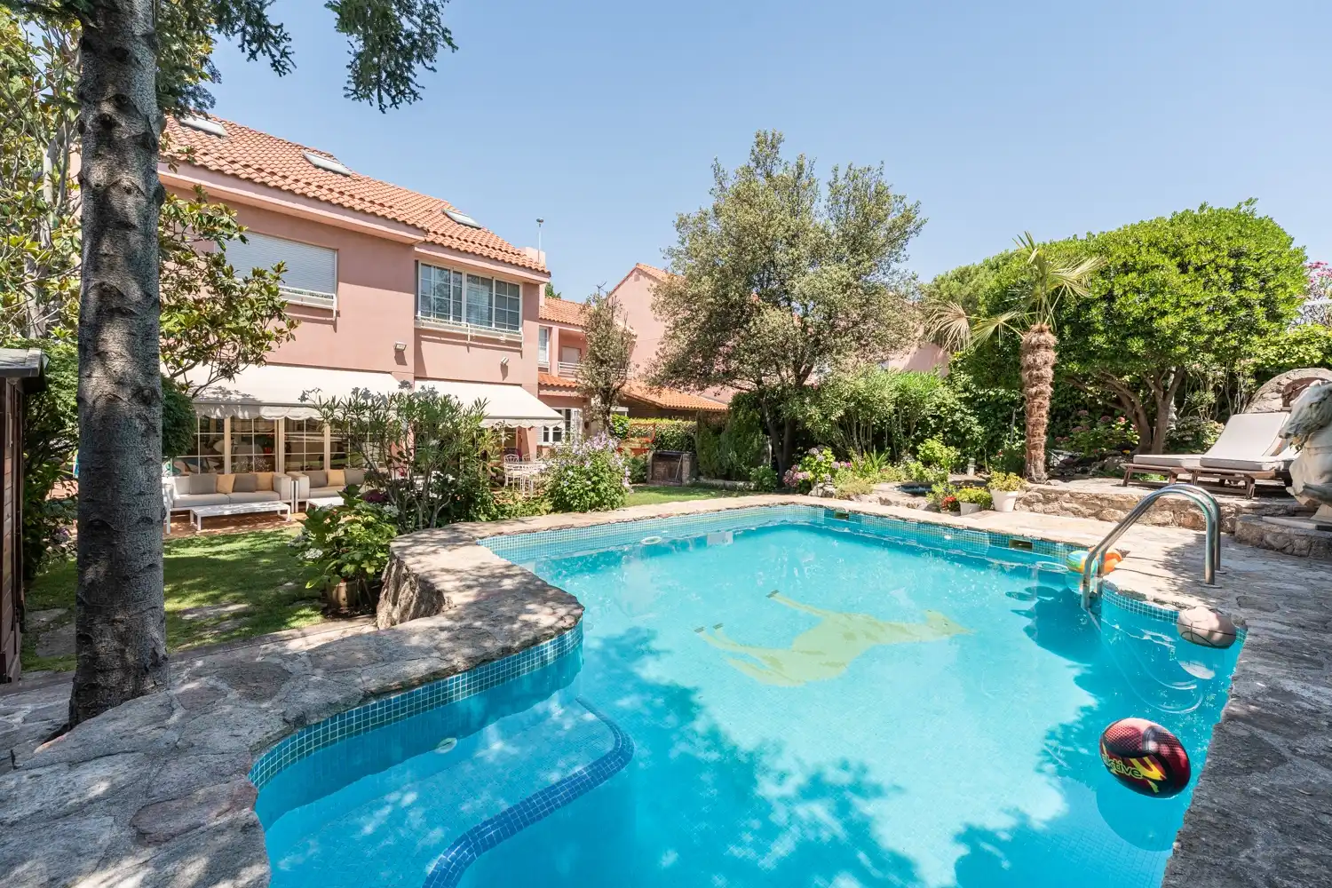 Piscina de Casa o chalet en venta en Torrelodones con Aire acondicionado, Calefacción y Terraza