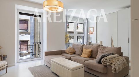 Foto 4 de Piso en venta en Calle San Bartolomé, 33, Área Romántica, Donostia - San Sebastián