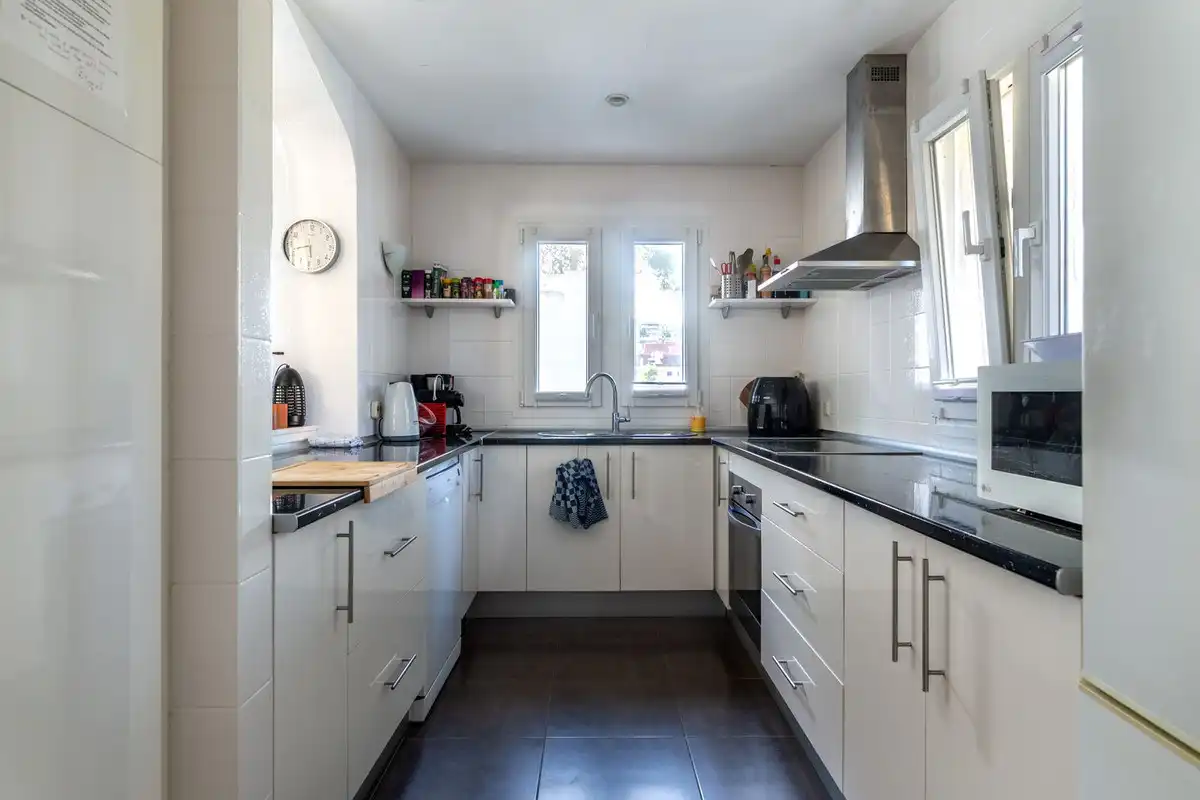 Cocina de Casa o chalet en venta en Marbella con Aire acondicionado, Jardín privado y Amueblado