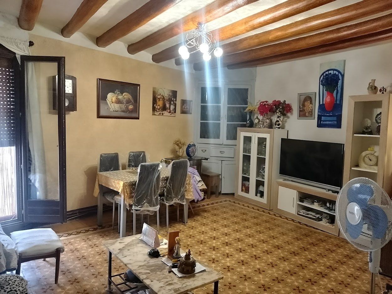 Country house for sale in Esplús