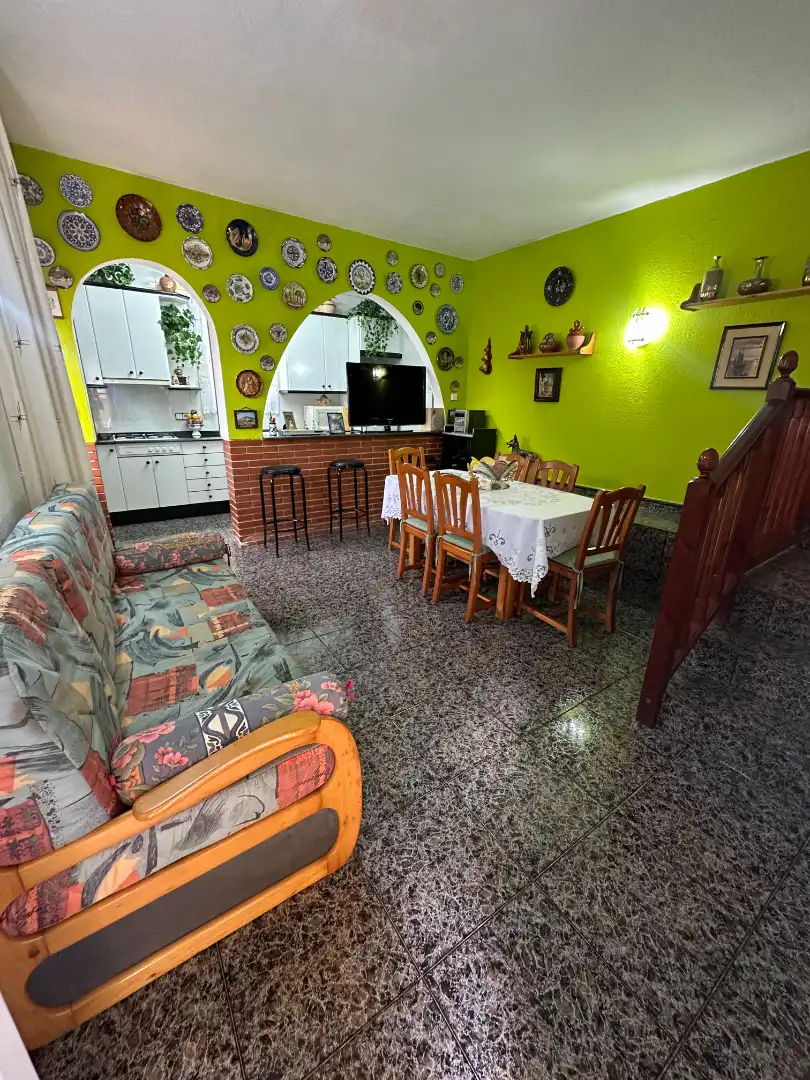 Comedor de Casa o chalet en venta en Castellet i la Gornal con Aire acondicionado, Calefacción y Jardín privado