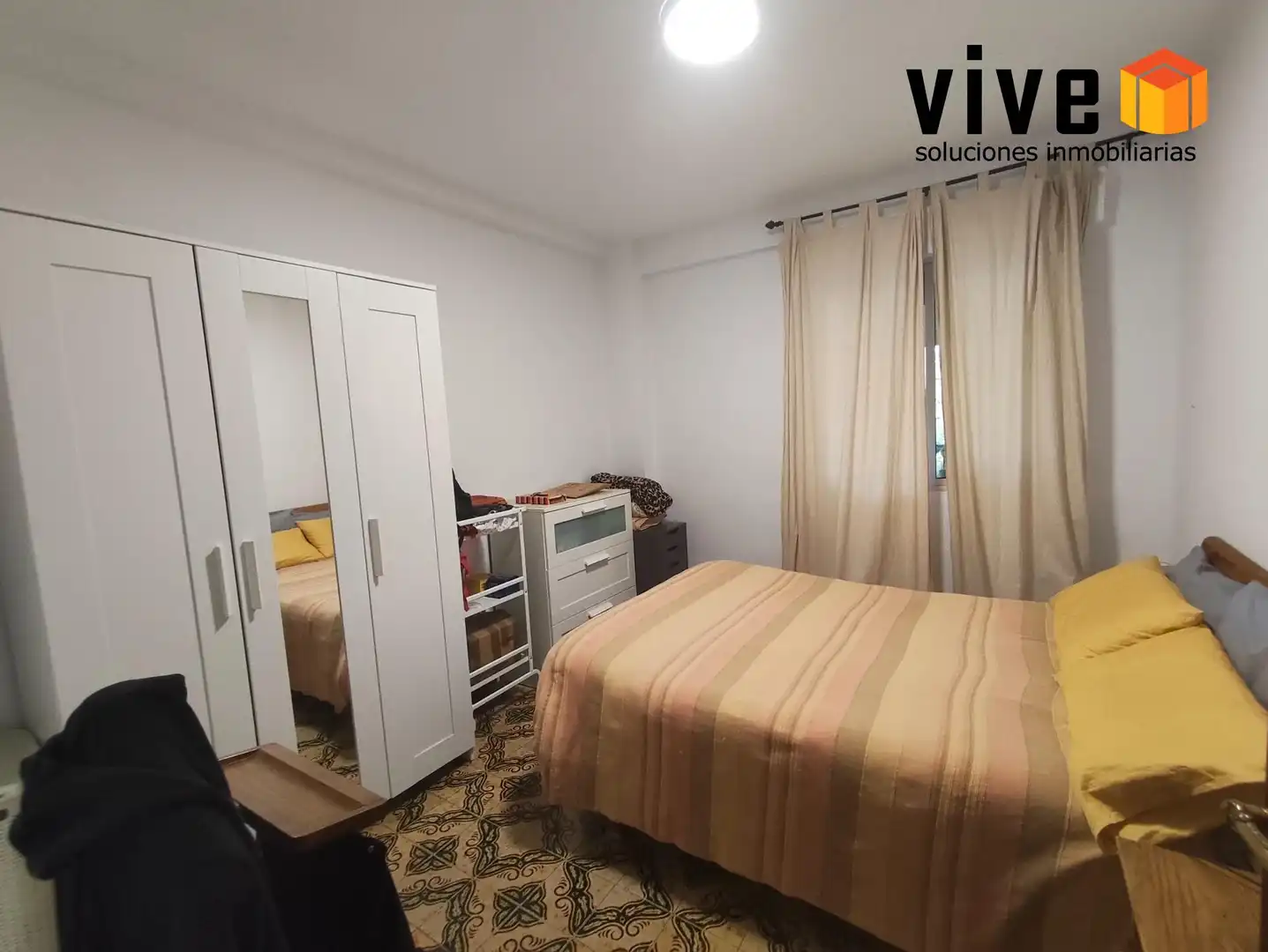 Bedroom of Flat for sale in Sevilla  with Terrace and Furnished