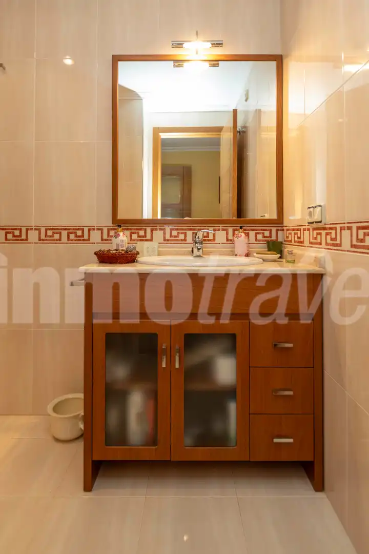 Bany de Apartament en venda en Sanxenxo amb Aire condicionat, Parquet i Terrassa