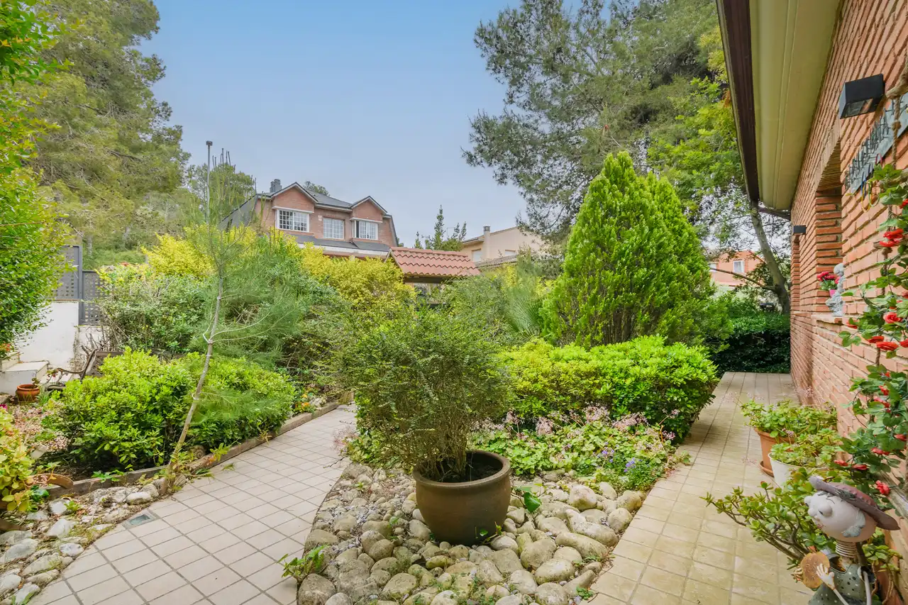 Jardín de Casa o chalet de alquiler en Begues con Aire acondicionado, Calefacción y Jardín privado