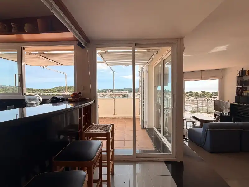 Terrassa de Pis en venda en Palamós amb Terrassa, Forn i TV