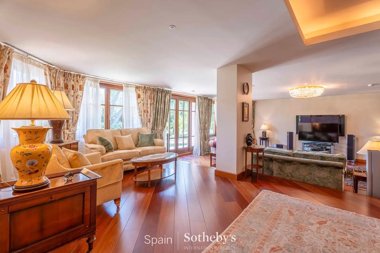 Sala de estar de Casa o chalet en venta en Madrid con Aire acondicionado, Calefacción y Jardín privado