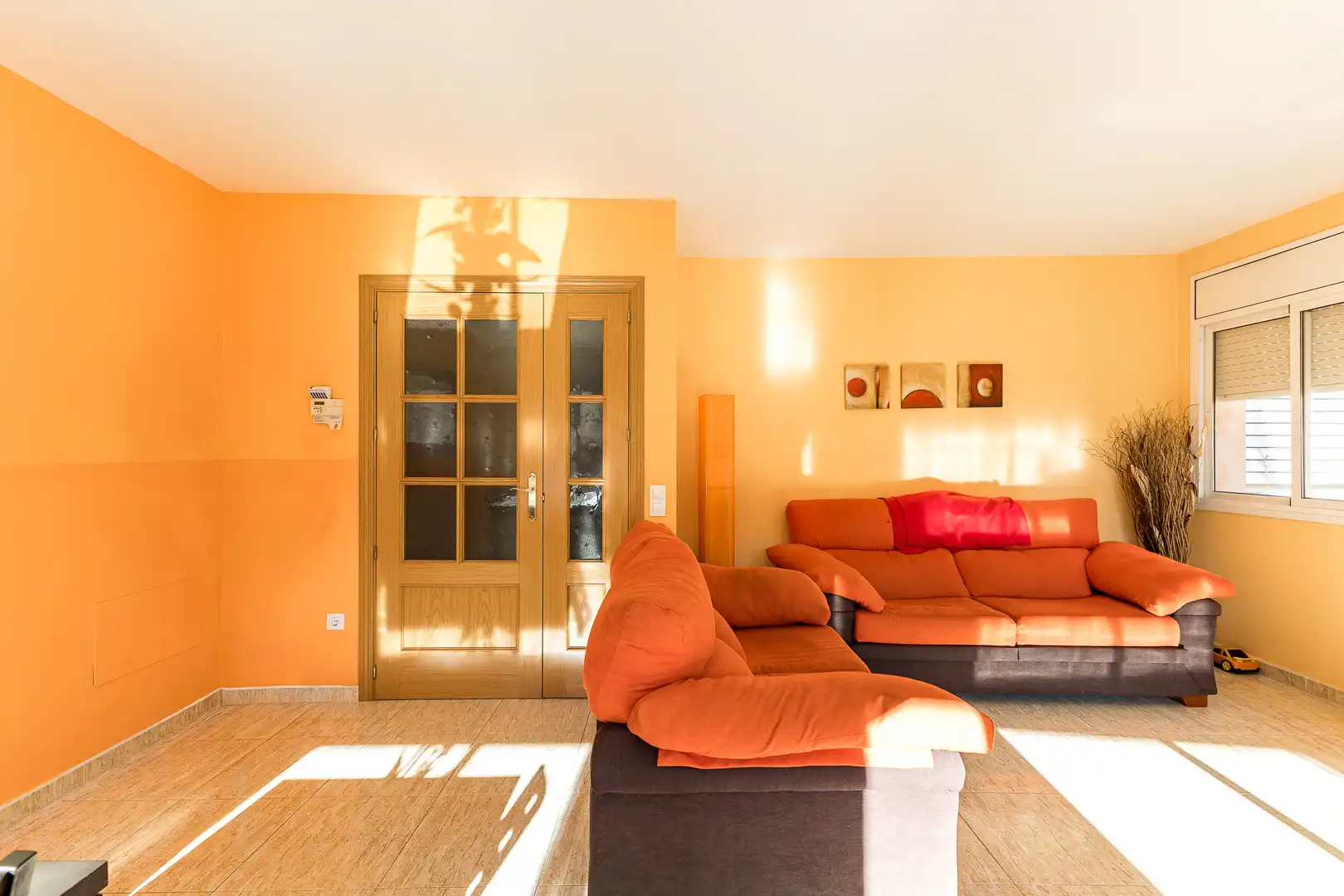 Sala d'estar de Apartament en venda en Sant Sadurní d'Anoia amb Calefacció, Jardí privat i Terrassa