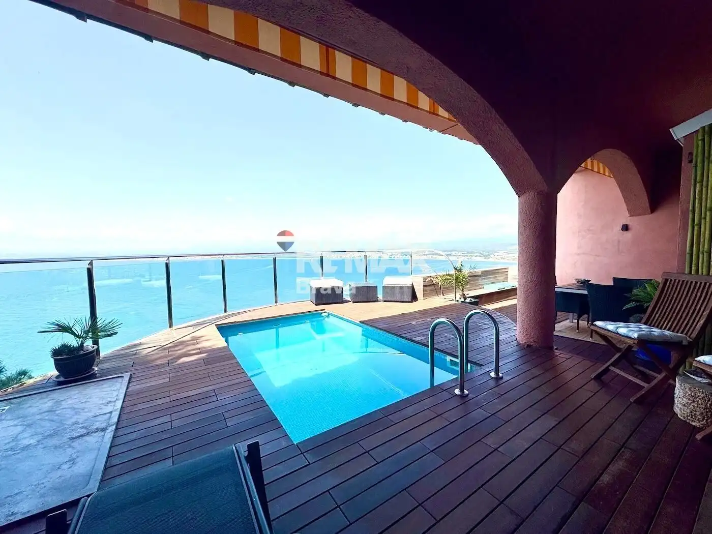 Piscina de Casa o xalet en venda en Roses amb Aire condicionat, Calefacció i Jardí privat