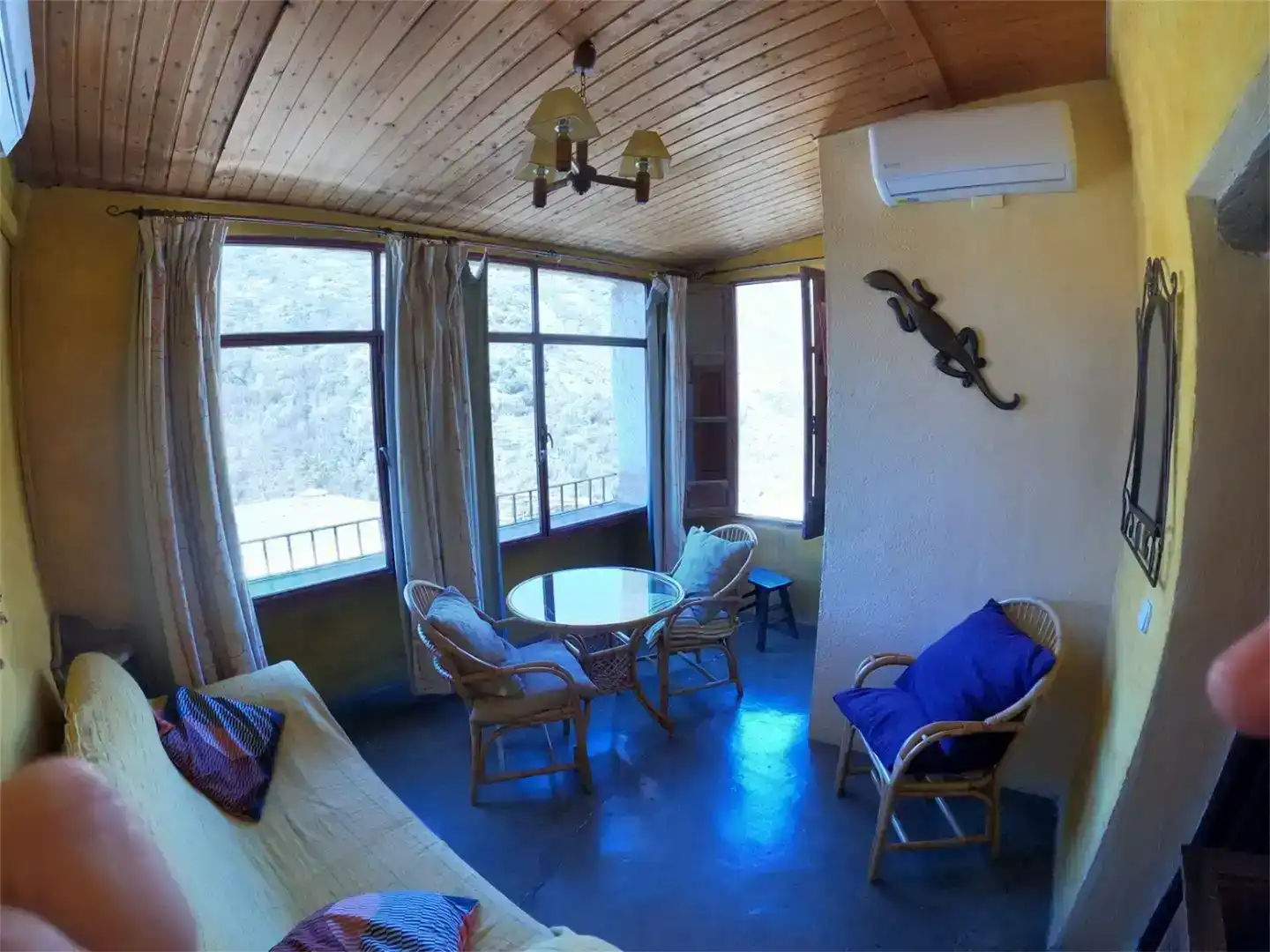 Sala de estar de Casa o chalet en venta en Pampaneira con Aire acondicionado y Balcón