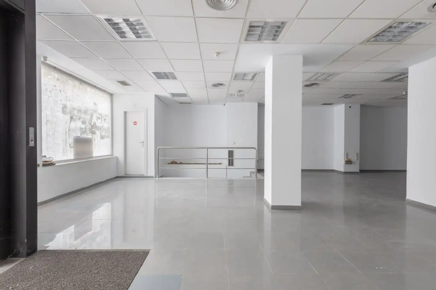 Commercial properties for sale in Montefrío  with Air Conditioner