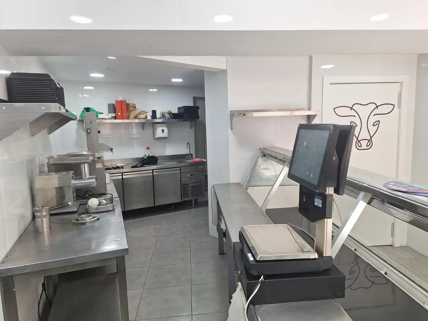 Business premises for transfer in Sants - Montjuïc, imagen 9