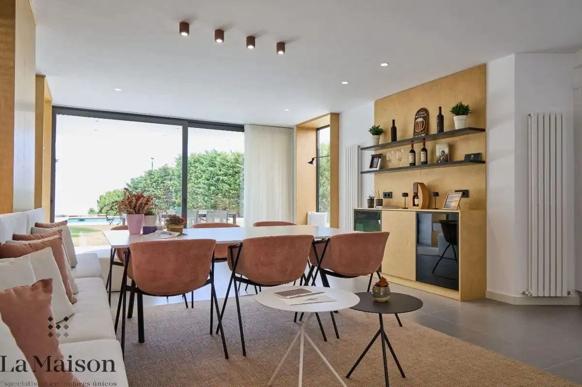 Comedor de Casa o chalet en venta en Sant Andreu de Llavaneres con Aire acondicionado, Calefacción y Jardín privado